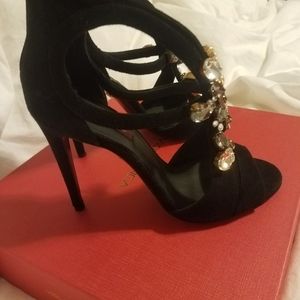 Size 7 Violavinca suede  sandals made in Italy